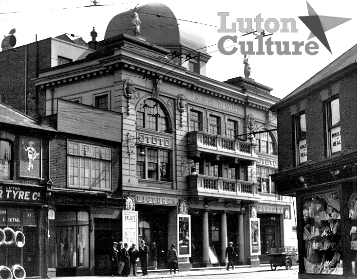 Palace Theatre in 1920s